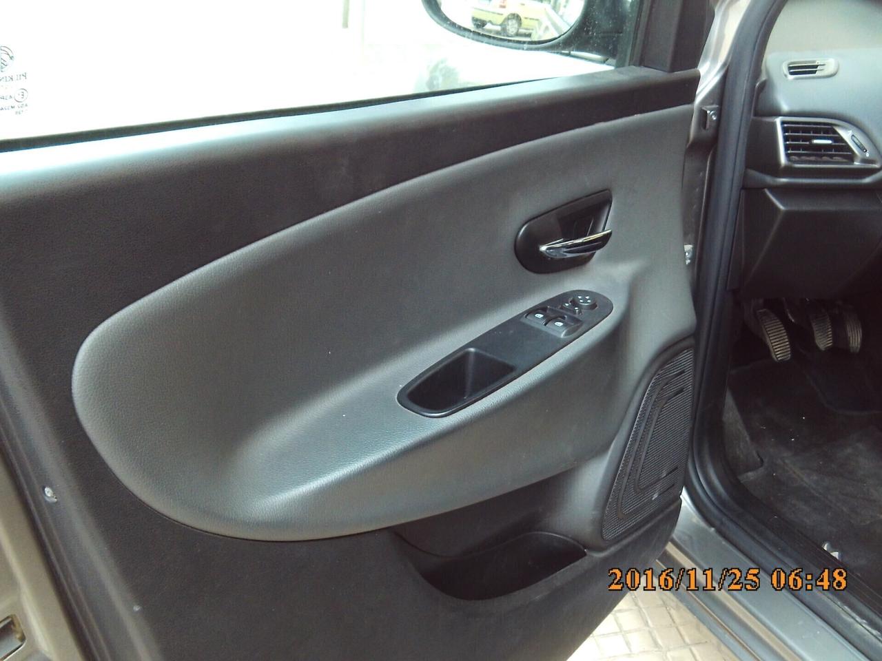 Lancia Ypsilon 1.3 MJT 16V 95 CV 5 porte S&S Platinum