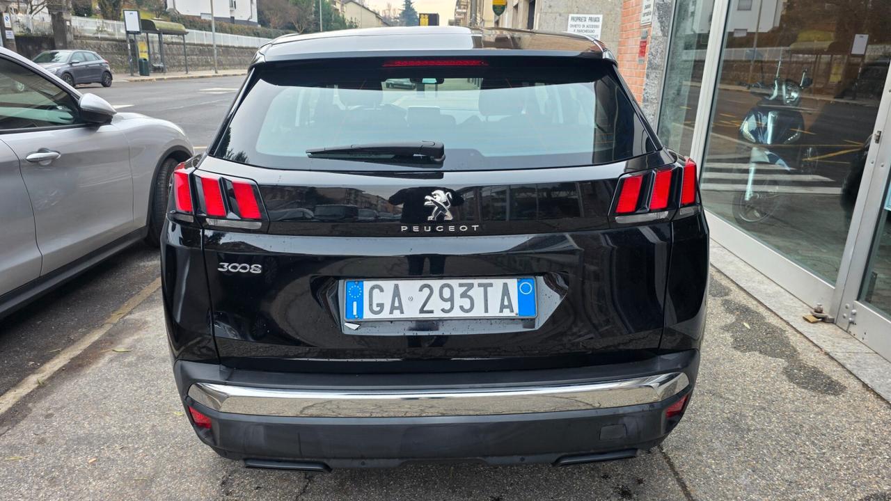 Peugeot 3008 BlueHDi 130 S&S Business