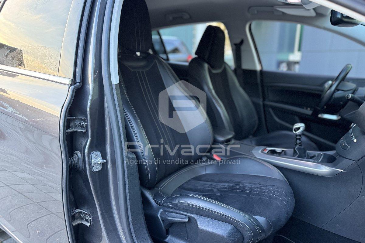PEUGEOT 308 BlueHDi 120 S&S Allure