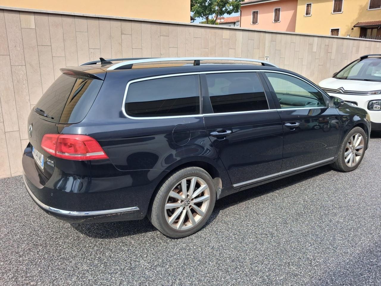 Volkswagen Passat Var. 2.0 TDI Highline BlueM.Tech.