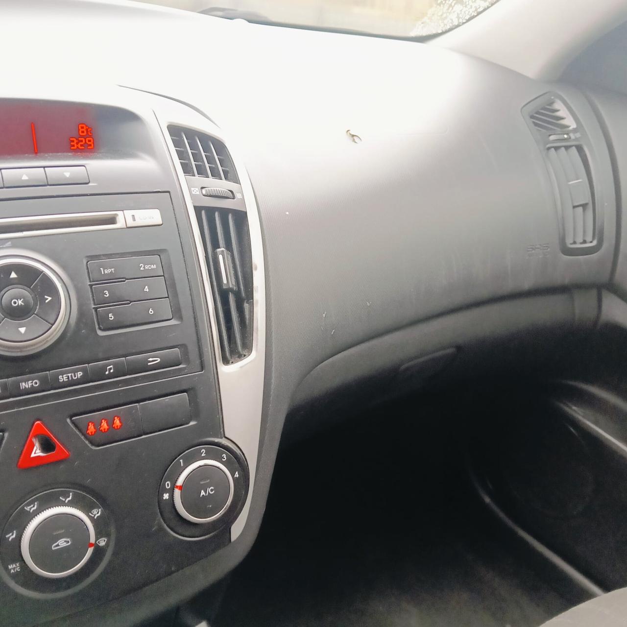 Kia Ceed cee'd Sp. Wag. 1.6 CRDi VGT 115CV EX