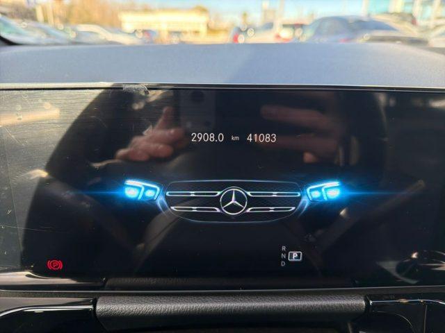 MERCEDES-BENZ GLA 180 d Automatic Sport