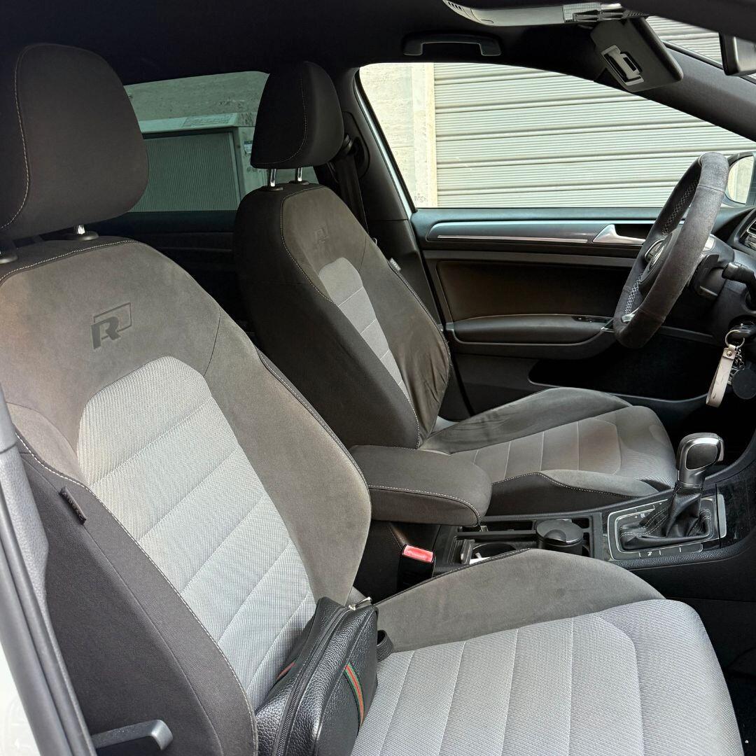 Volkswagen Golf 1.6 TDI 110cv allestimento R-Line