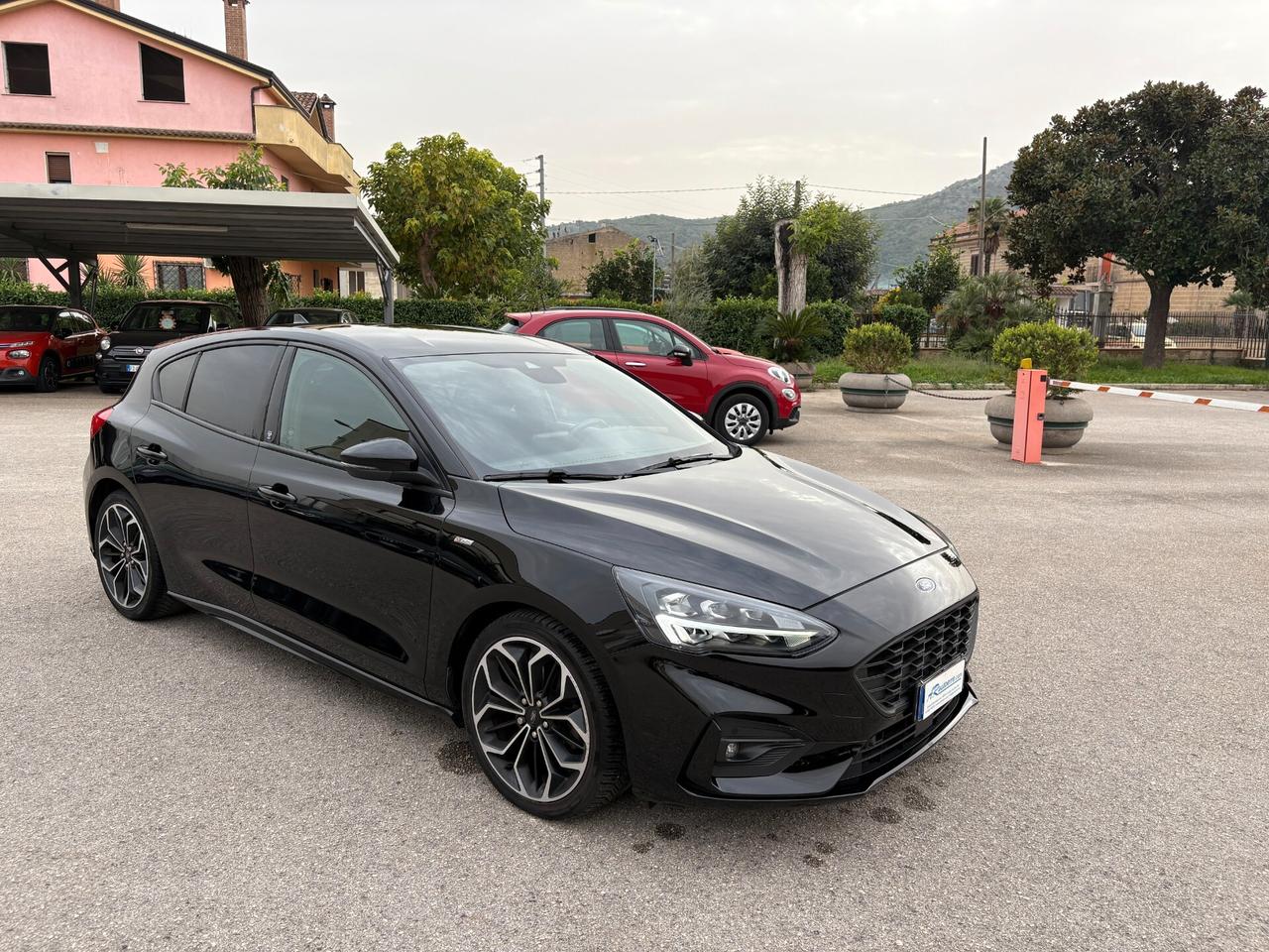 Ford Focus 1.5 TDCi 120 CV Start&Stop Powershift ST Line