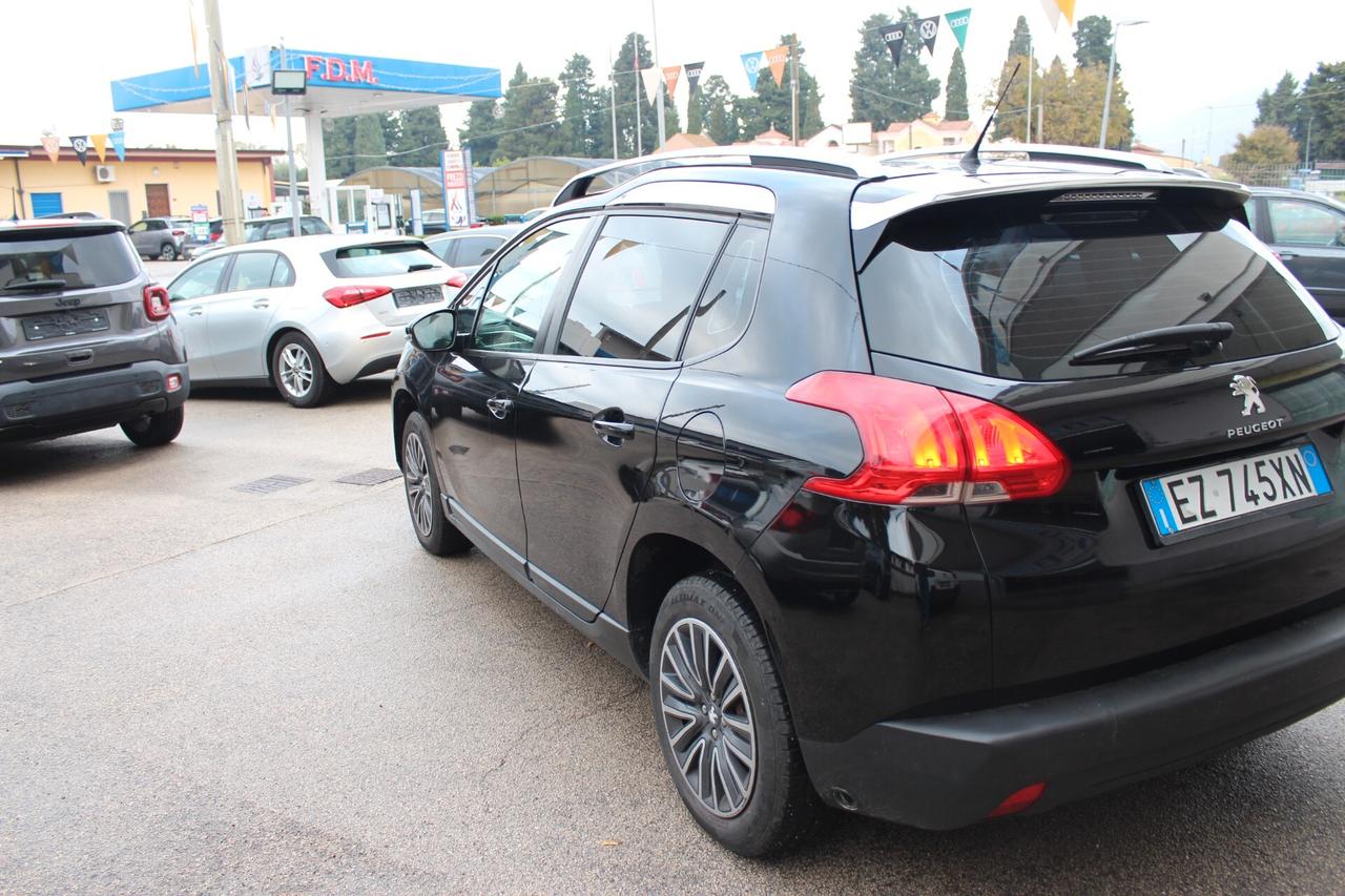 Peugeot 2008 PURE TECH 82 CV ALLURE