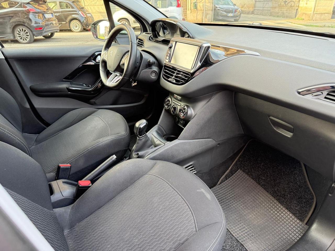 Peugeot 208 Active 1.2 PureTech 82 LPG #5818