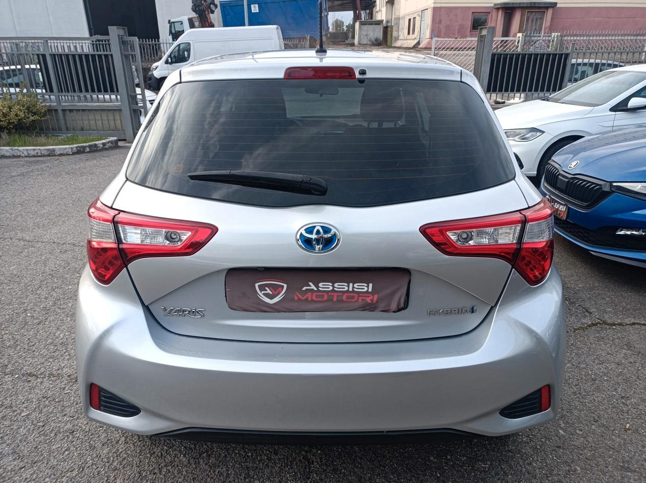 Toyota Yaris 1.5 Hybrid 5 porte Active