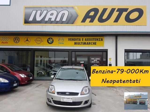 FORD Fiesta 1.2 BENZINA-NEOPATENTATI-79.000 KM.