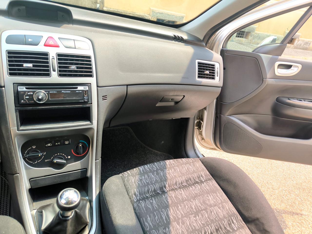 Peugeot 307 1.6 16V 5 Porte XSI