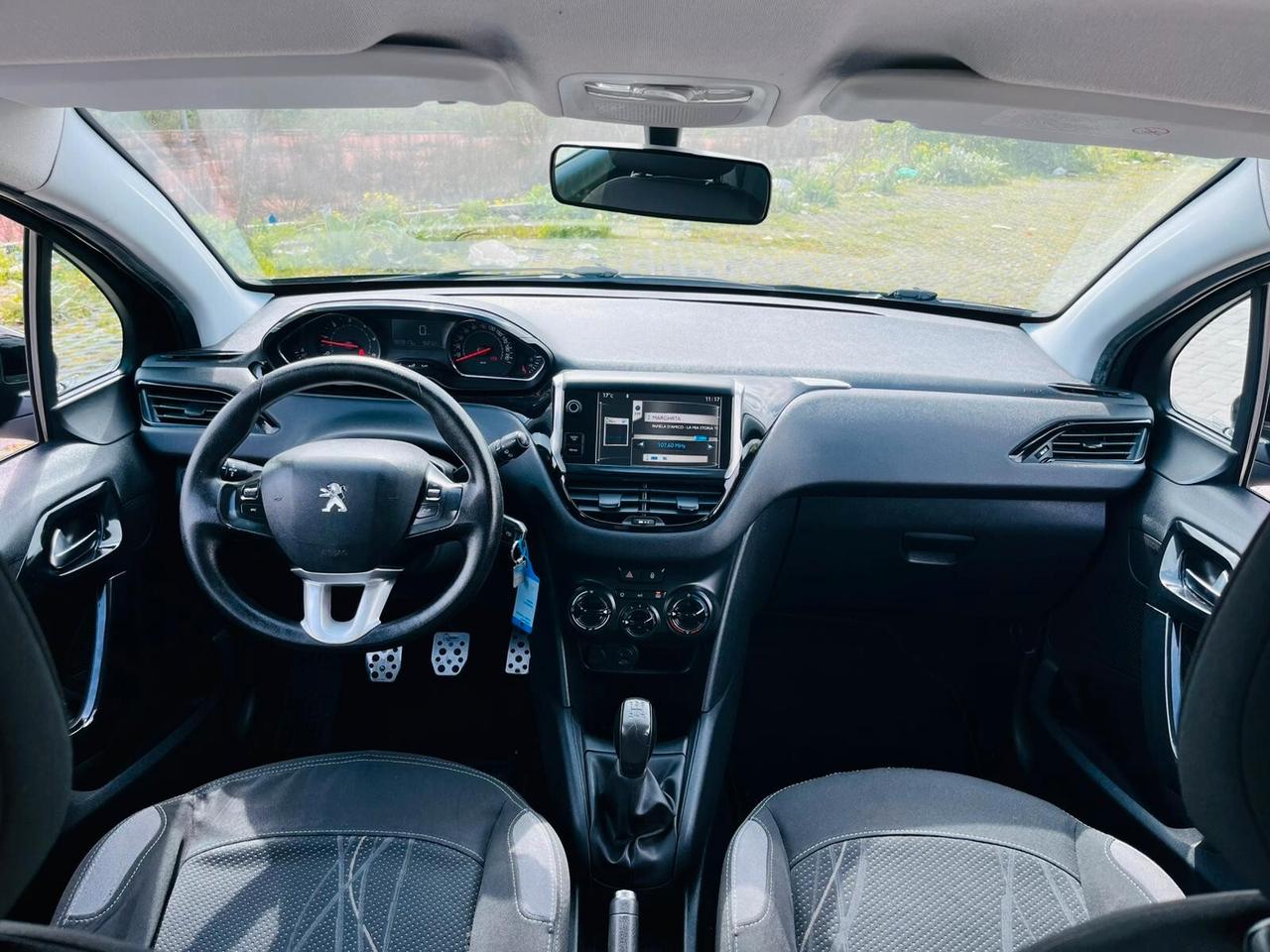 Peugeot 208 1.4hdi NEOPATENTATI CHIAMA 2013