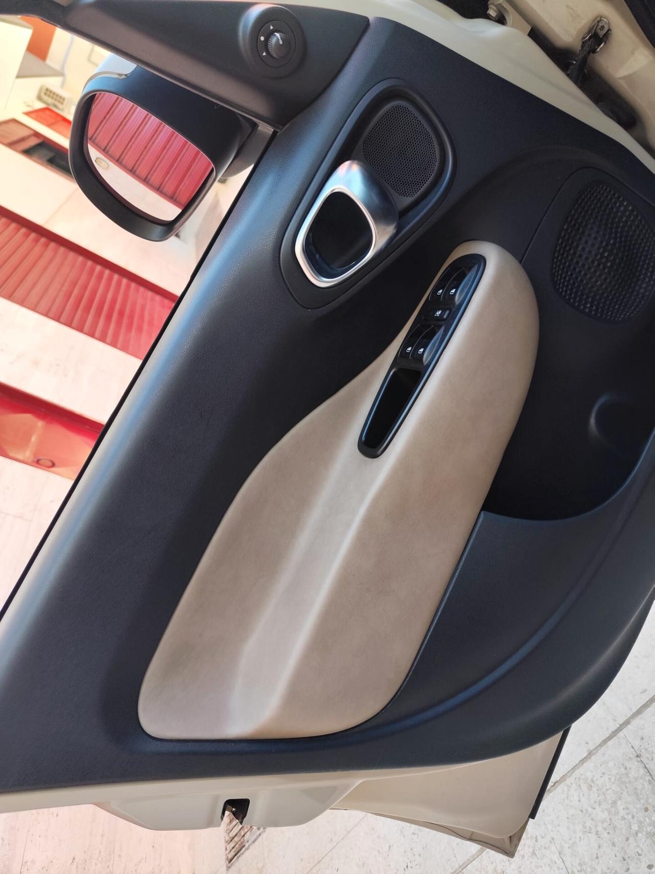 Fiat 500L 1.6 Multijet 105 CV FULL OPTIONAL