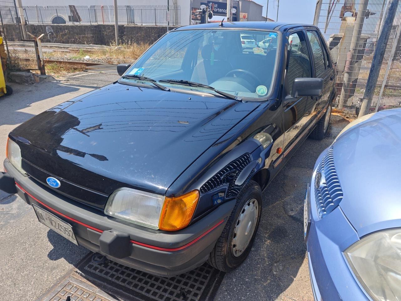 Ford Fiesta 1.1 5 porte Ghia