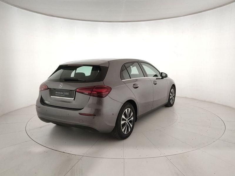 Mercedes-Benz Classe A A 180 d Advanced auto