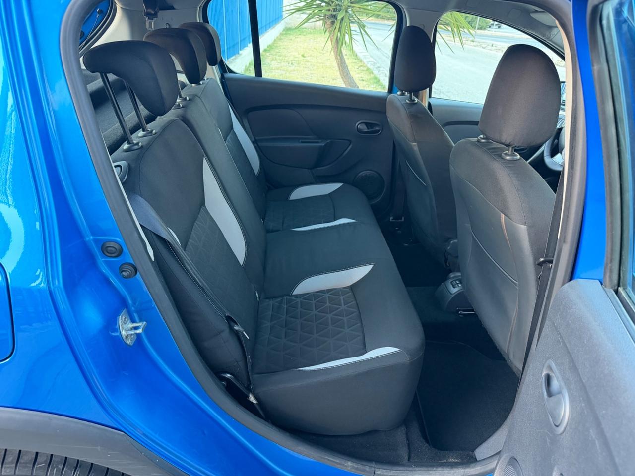 Dacia Sandero Stepway 1.5 dCi 90 cv 2014