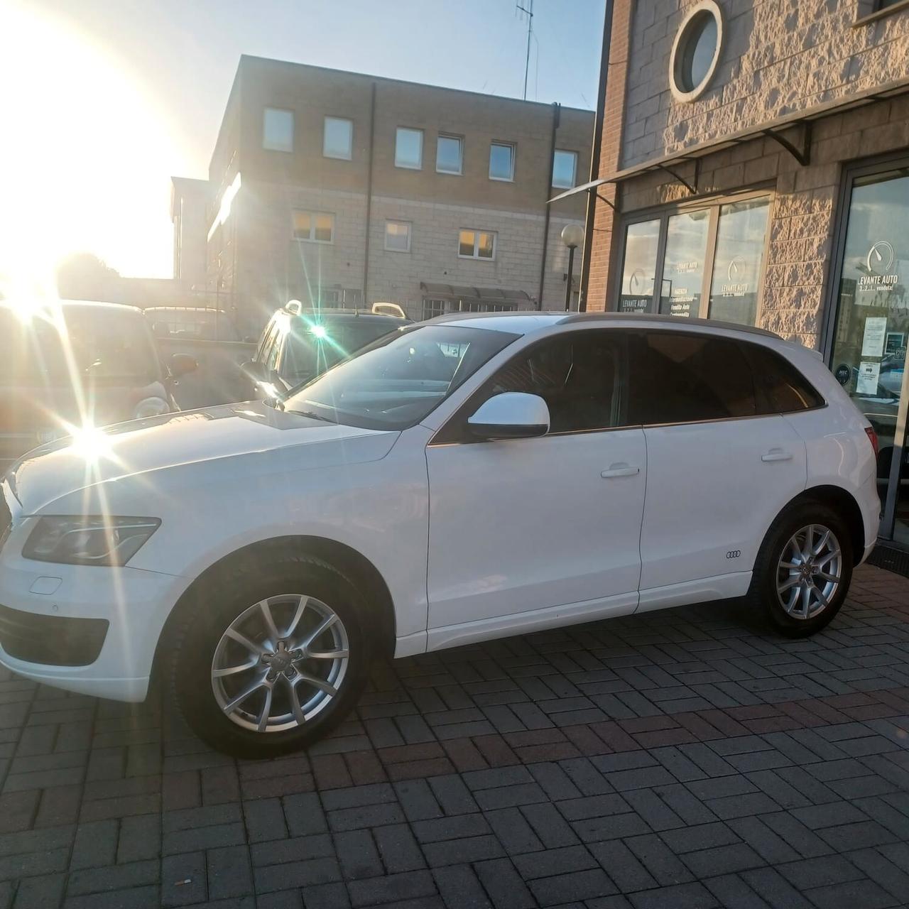 PERFETTA AUDI Q5 2.0 TDI 4X4 EURO 5