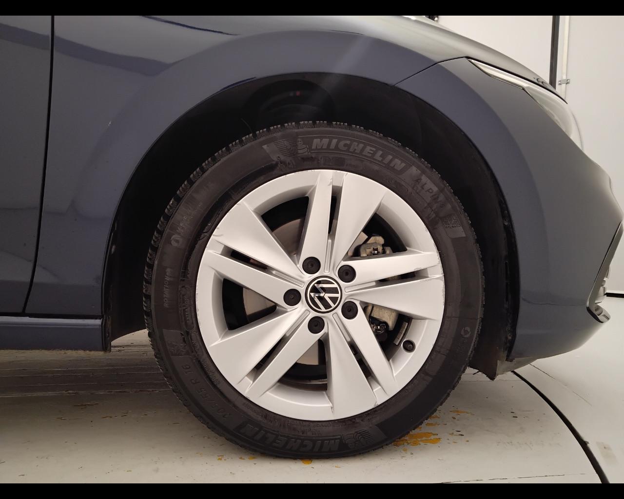 VOLKSWAGEN Golf VIII 2020 - Golf 1.5 tgi Life 130cv