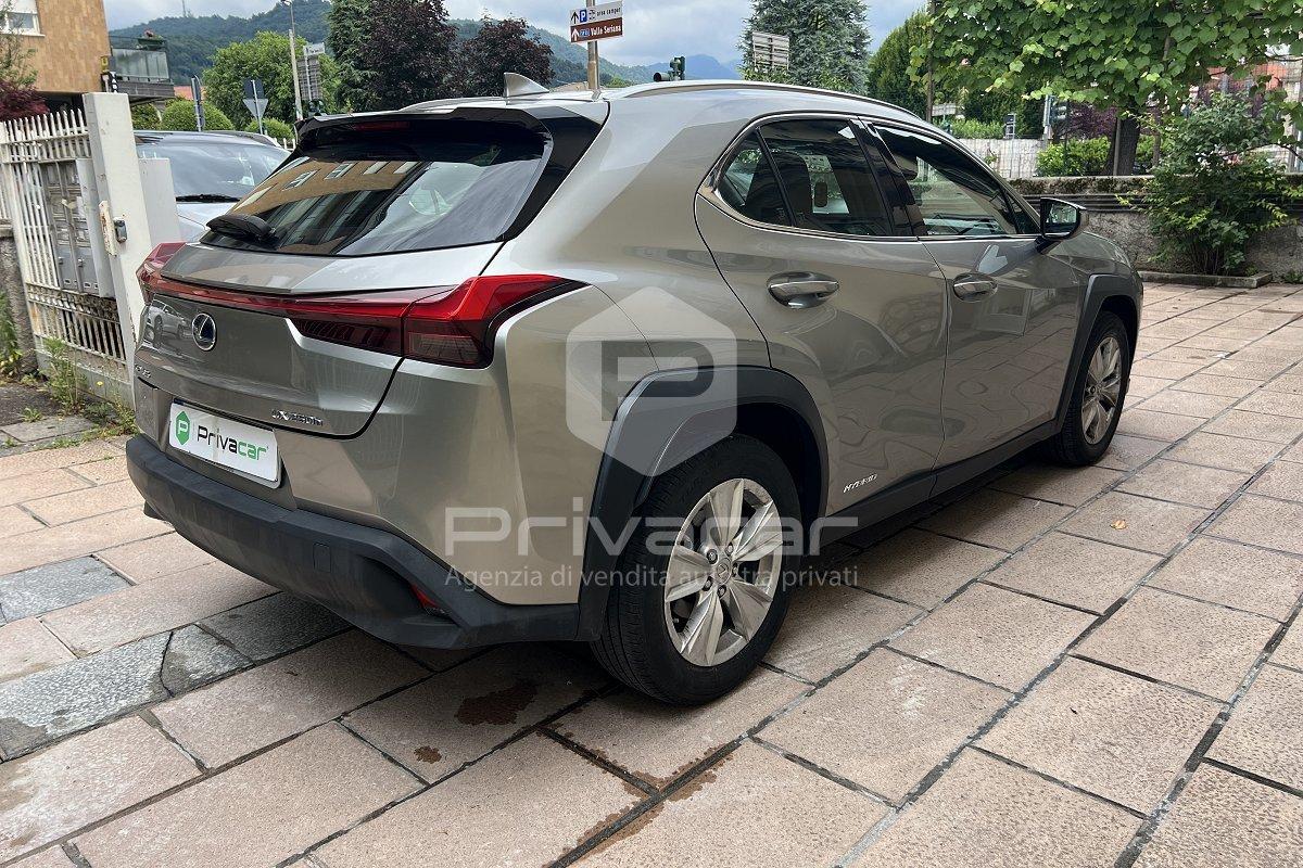 LEXUS UX Hybrid Executive