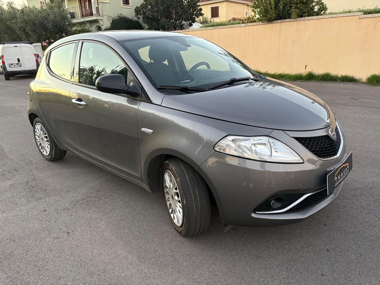 Lancia Ypsilon 1.2 Silver #7851