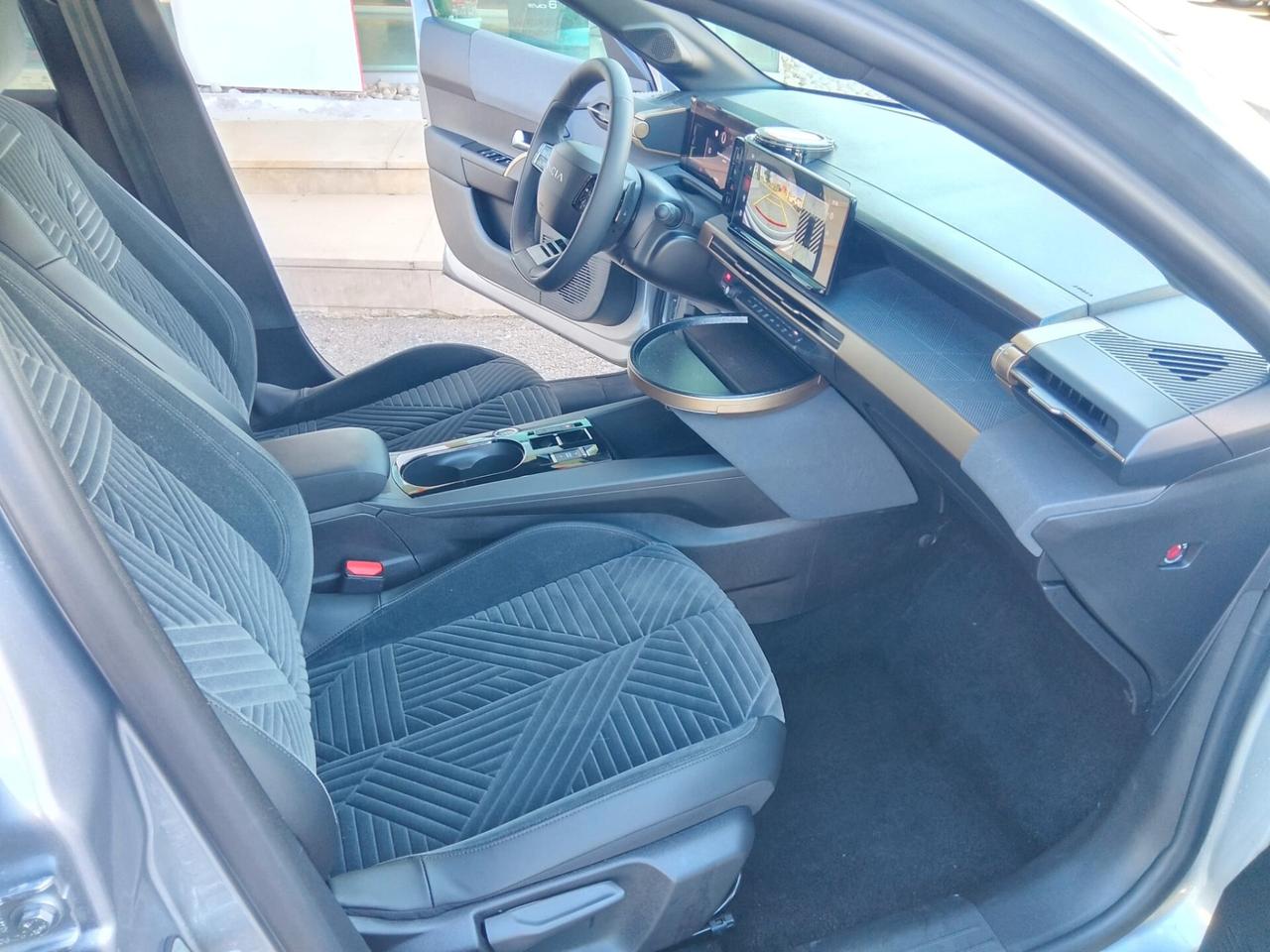 Lancia Ypsilon Hybrid e-DCT LX