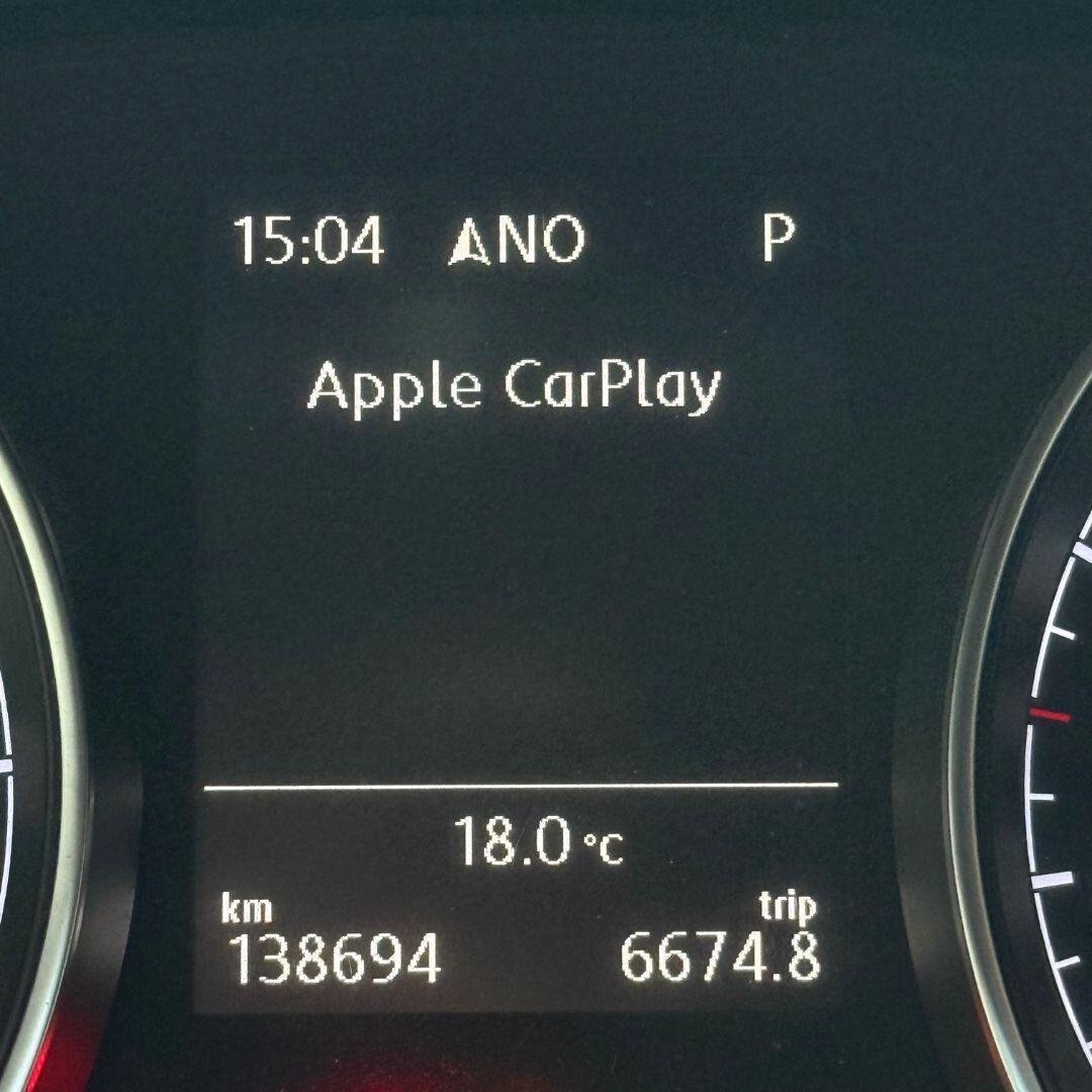 Volkswagen Golf 1.6 TDI 110cv allestimento R-Line