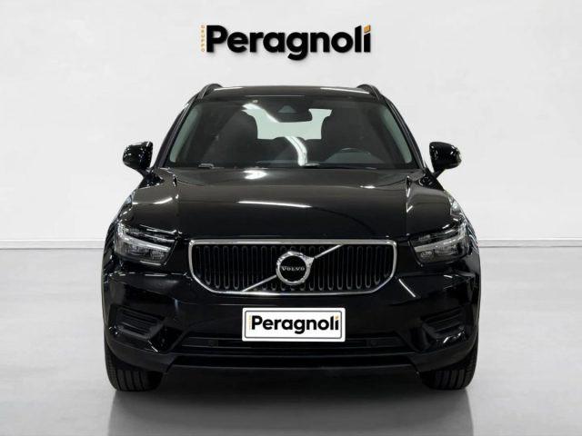 VOLVO XC40 T2 MOMENTUM CORE AUTOMATICA