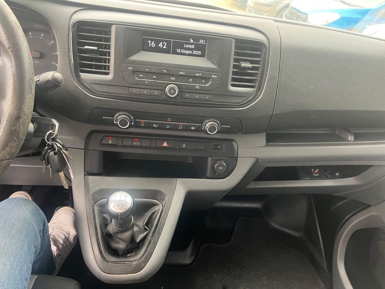 Toyota Proace Proace Verso 1.6D L0 S Comfort