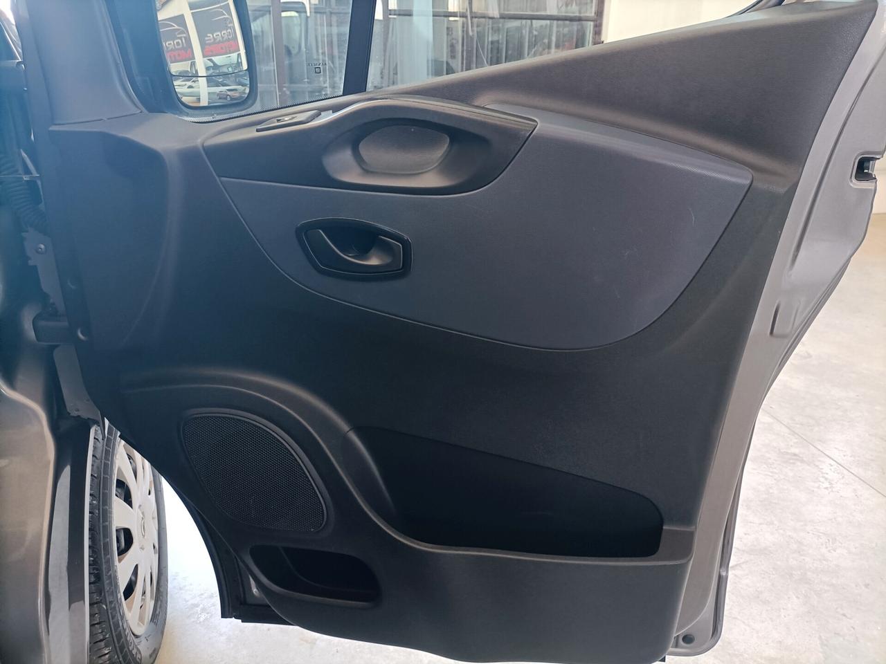 Opel Vivaro 27 1.6 BiTurbo S&S EcoFLEX PC-TN pulmino 9 posti - 2016