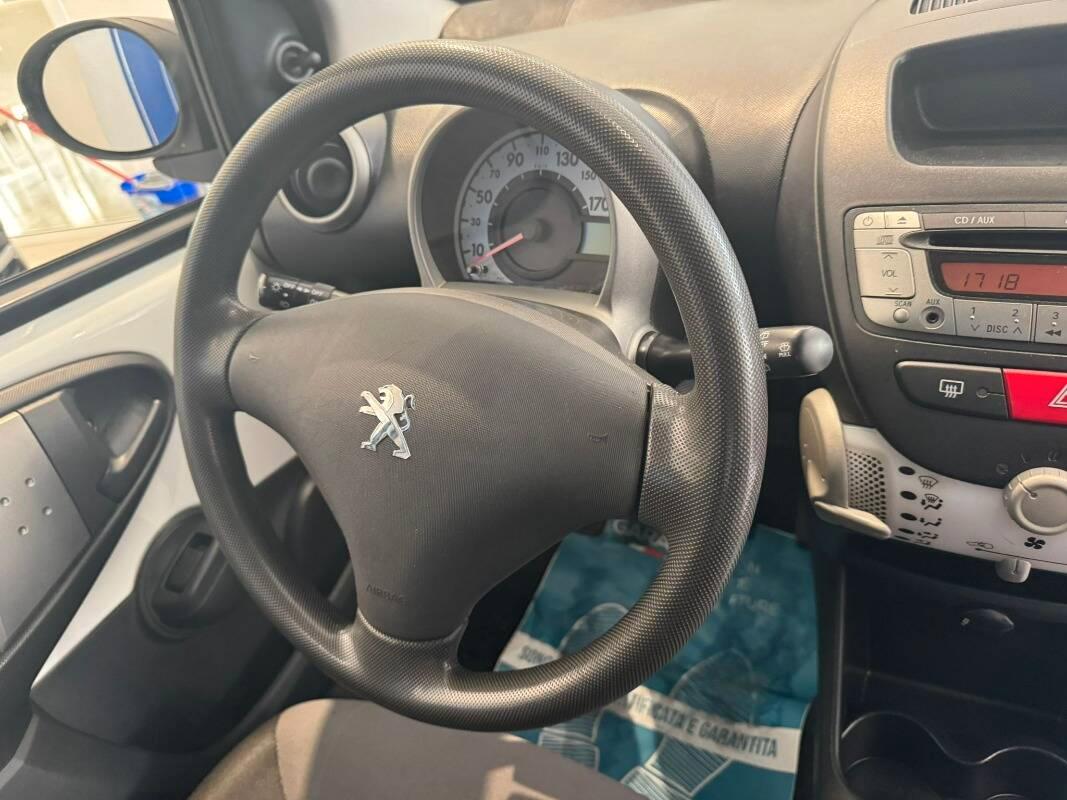 Peugeot 107 2012 1.0 12v Active 5p