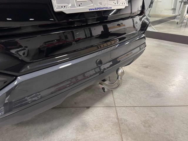 AUDI Q2 35 TDI S tronic Business Advanced