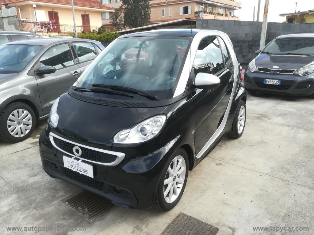 SMART fortwo 1000 52 kW MHD coup�� passion