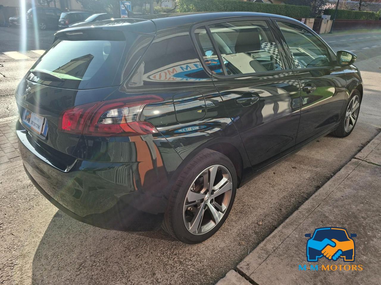 Peugeot 308 5 Porte 308 5p 1.5 bluehdi Active s&s 130cv