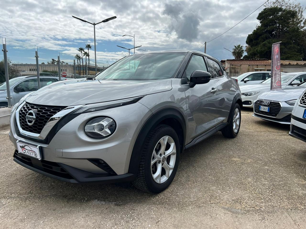 Nissan Juke 1.0 DIG-T 117 CV N-Connecta