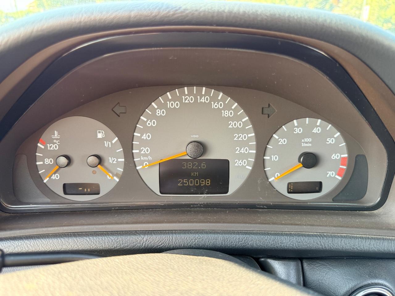 Mercedes-benz CLK 230 Kompressor cat Avantgarde