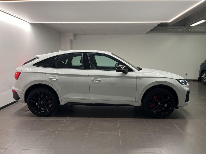 Audi Q5 Audi Sportback S line plus 40 TDI quattro 150(204) kW(CV) S tronic