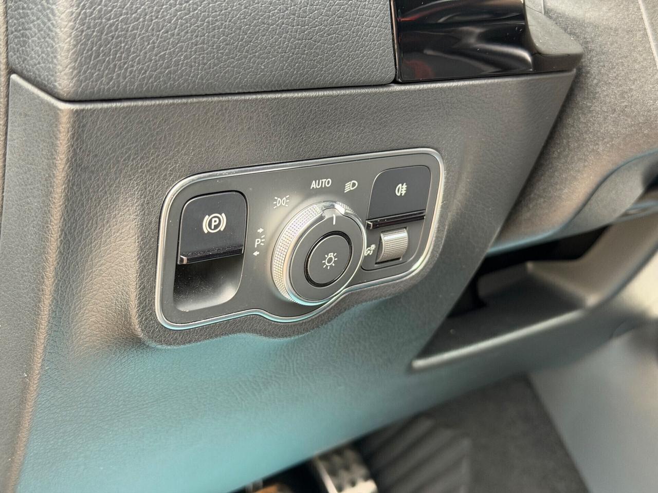 Mercedes-benz B 180 d Premium OK NEOPATENTATI