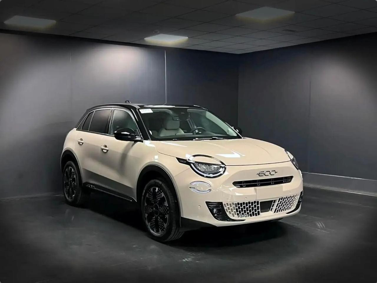 Fiat 600 Hybrid 110 CV DCT MHEV La Prima km0