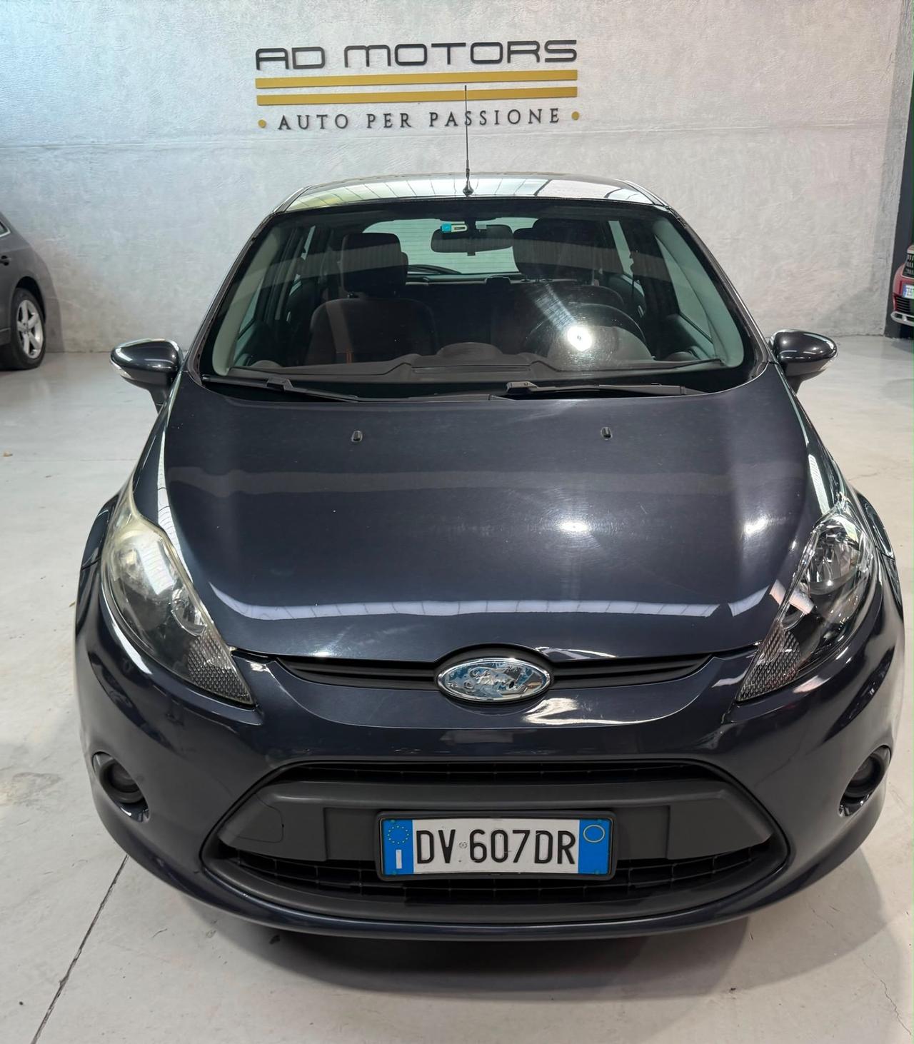 Ford Fiesta Benzina Neopatentati Pneumatici Nuovi