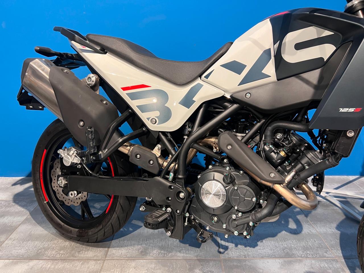 Benelli BX 125 S