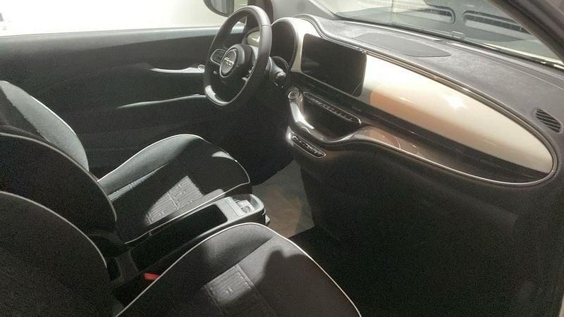 FIAT 500 500e Berlina 42 kWh