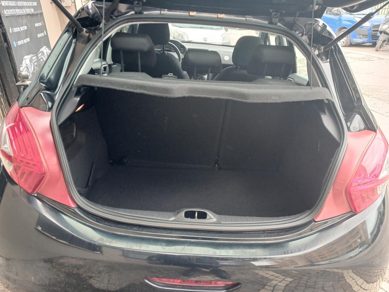 Peugeot 208 1.0 VTi 68 CV 5 porte Access