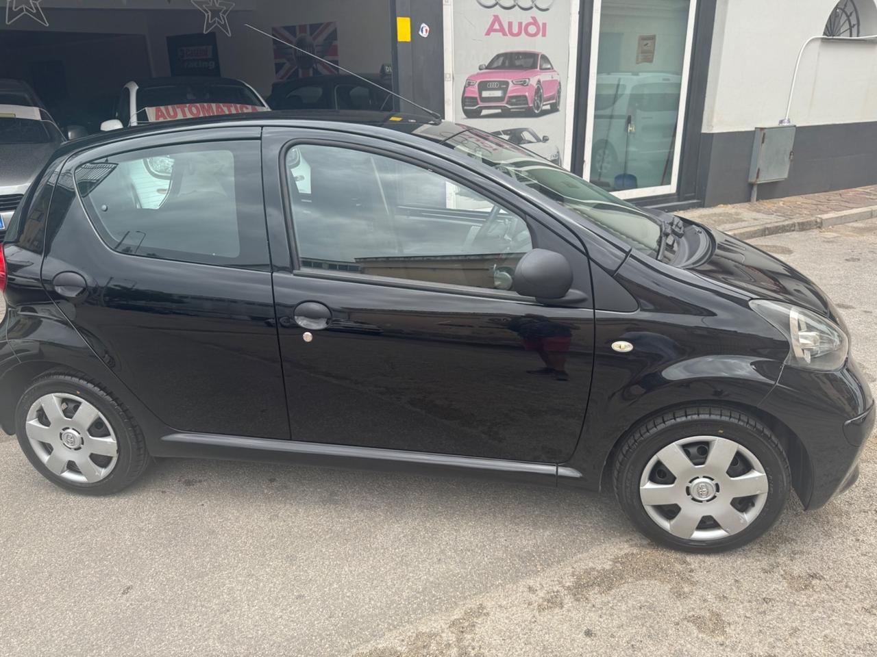Toyota Aygo 1.0 12V VVT-i 5 porte Now