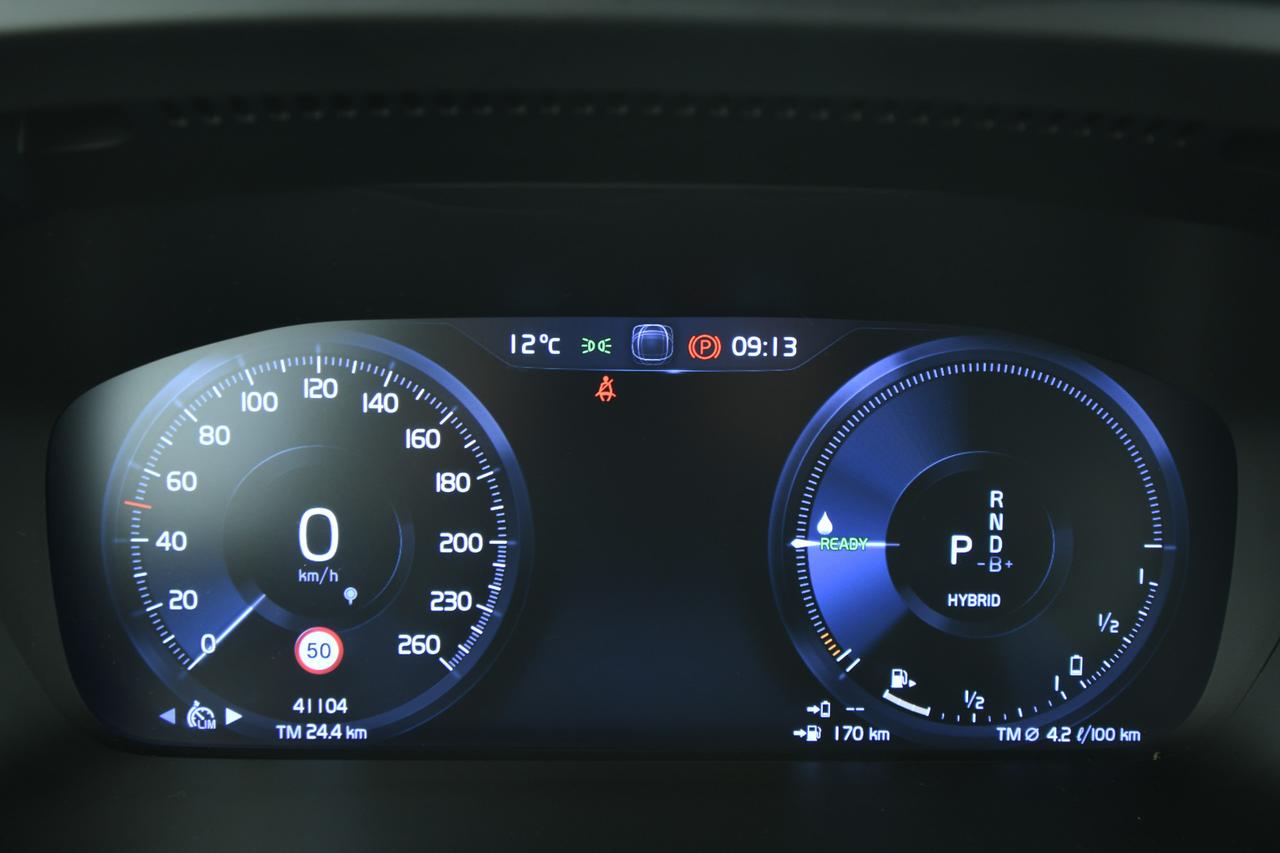 VOLVO XC40 1.5 t5 phev Inscription auto PELLE+APP CONNECT