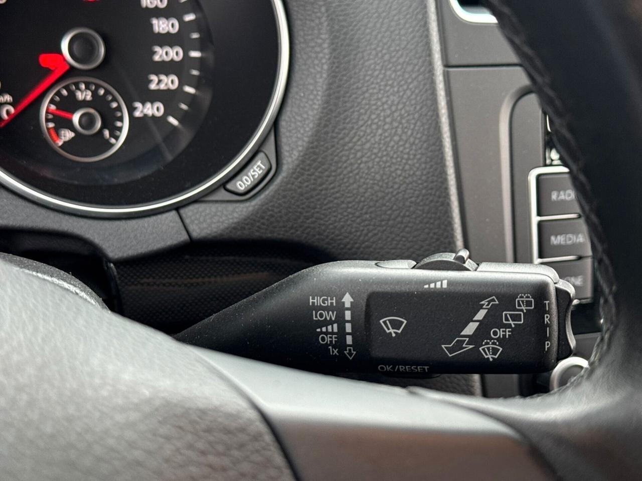 VOLKSWAGEN GOLF 1.6cc 105CV TDI NEOPATENTATI