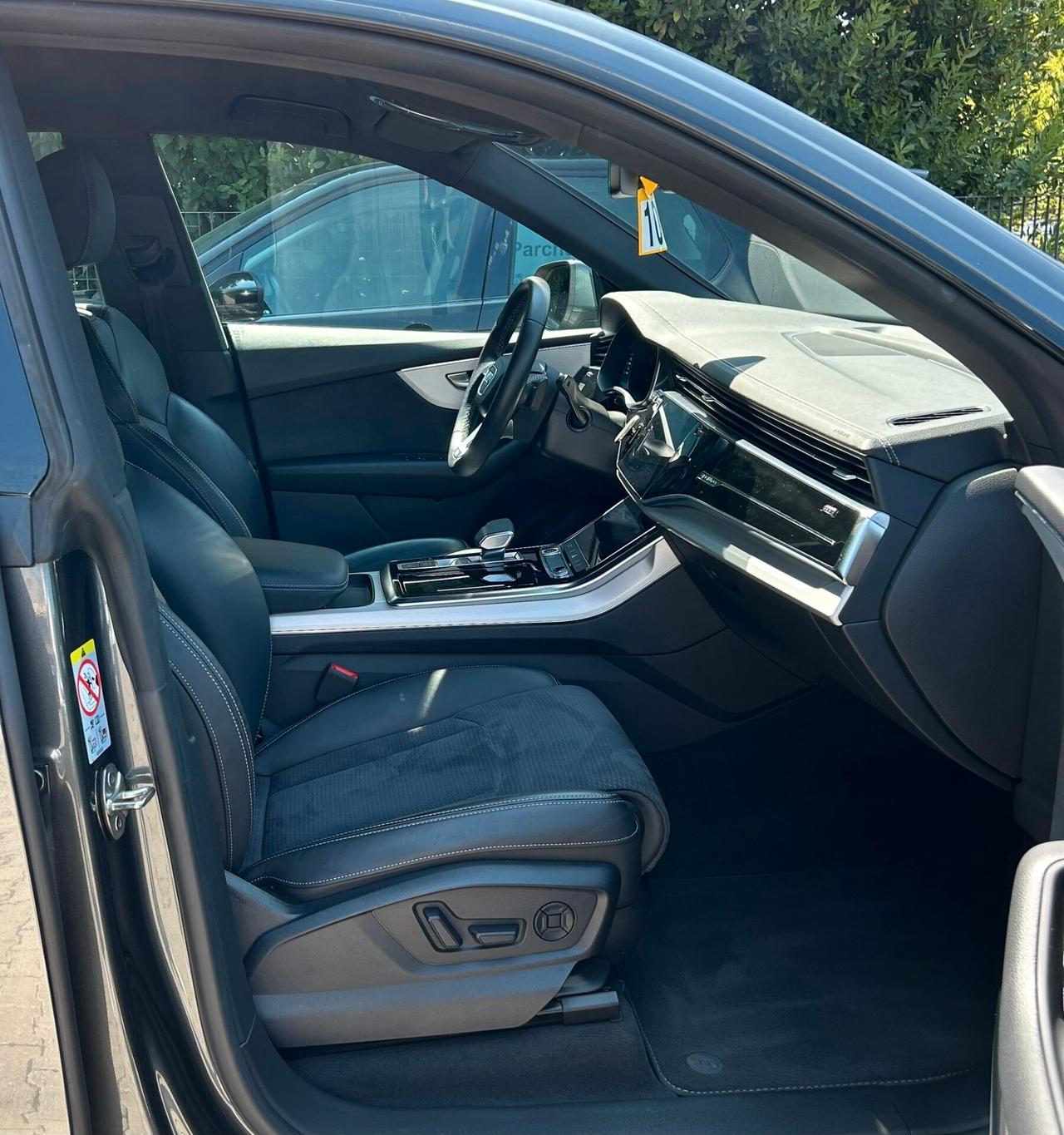 Audi Q8 45 TDI quattro tiptronic