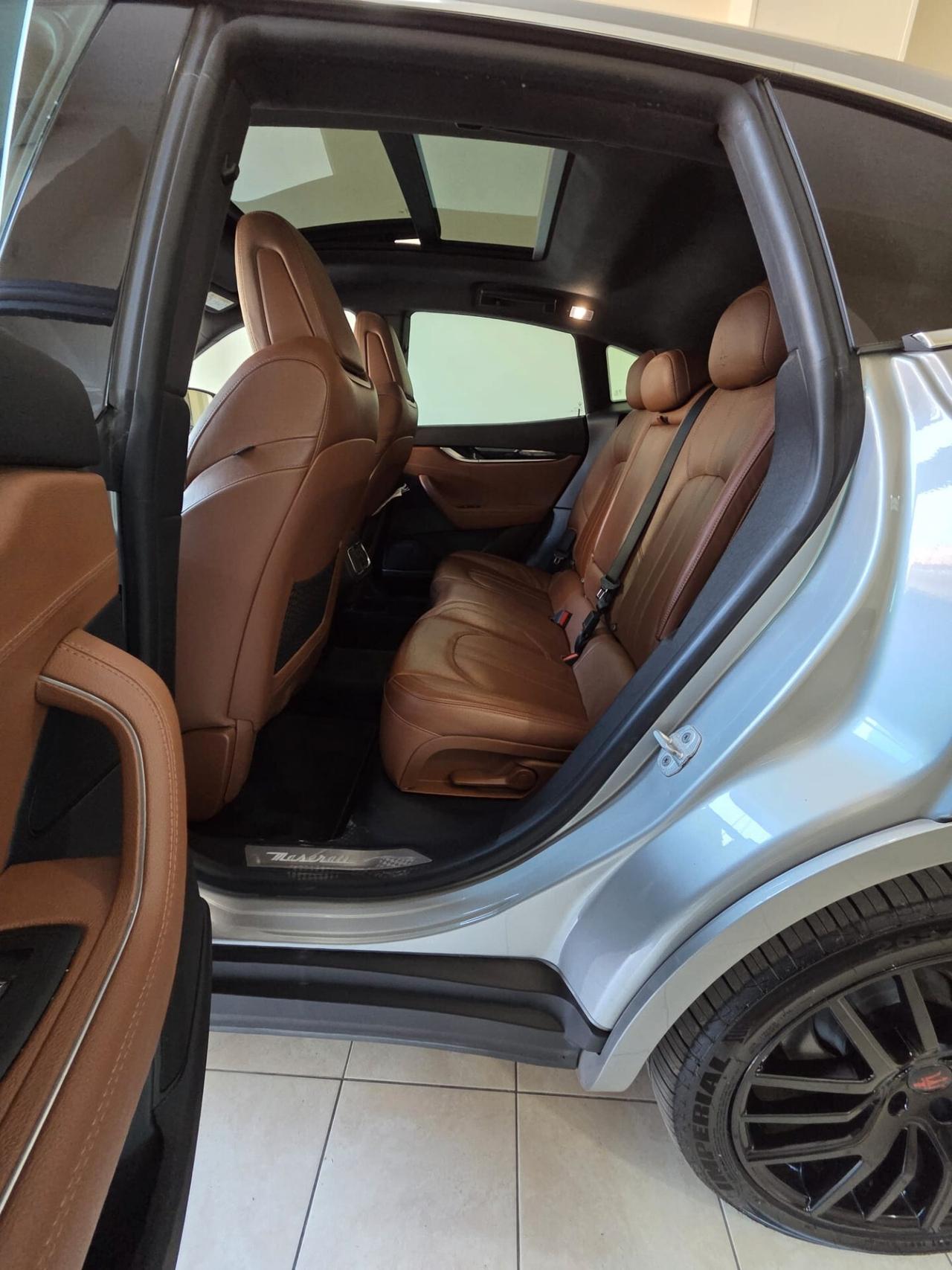 Maserati Levante V6 Diesel 275 CV AWD