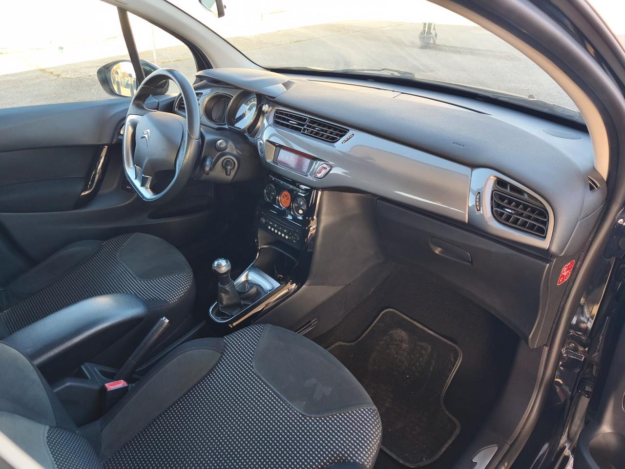 Citroen C3 PureTech 82 Exclusive Accetto Permute