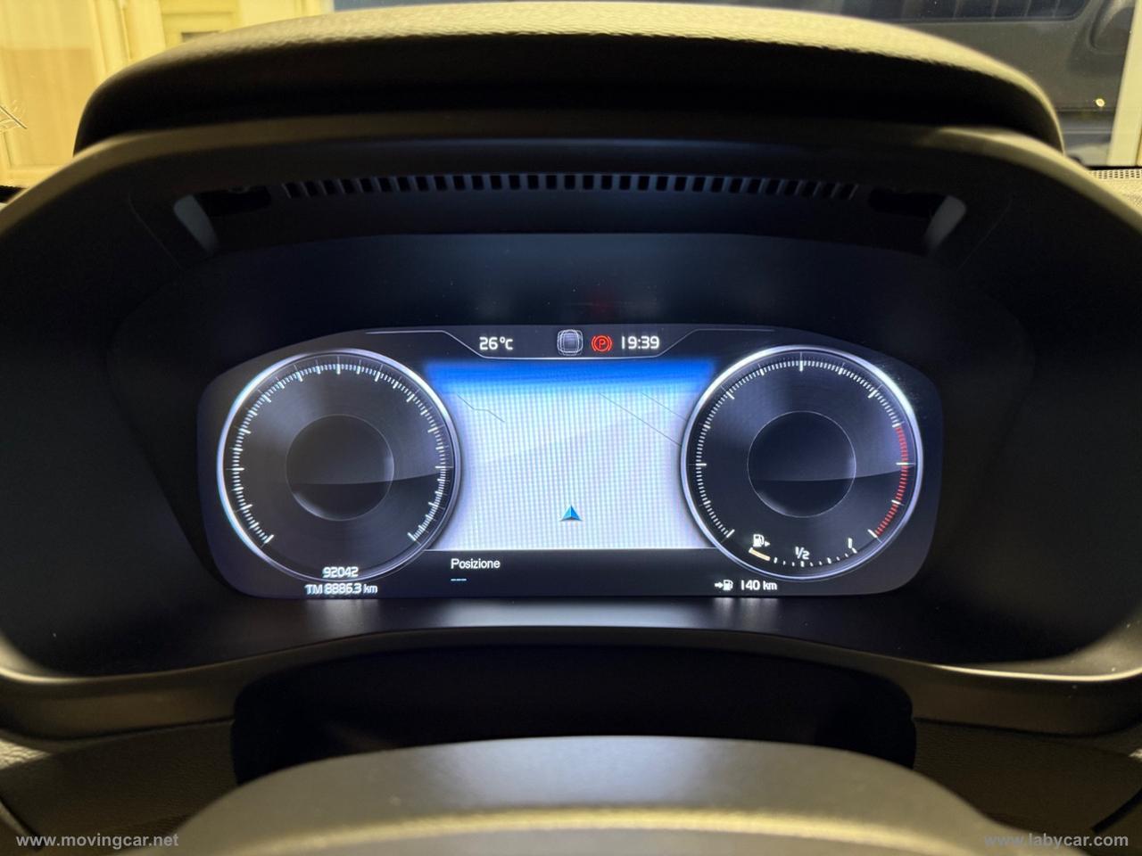 VOLVO XC40 D3 Geartronic R-design N1 AUTOCARRO