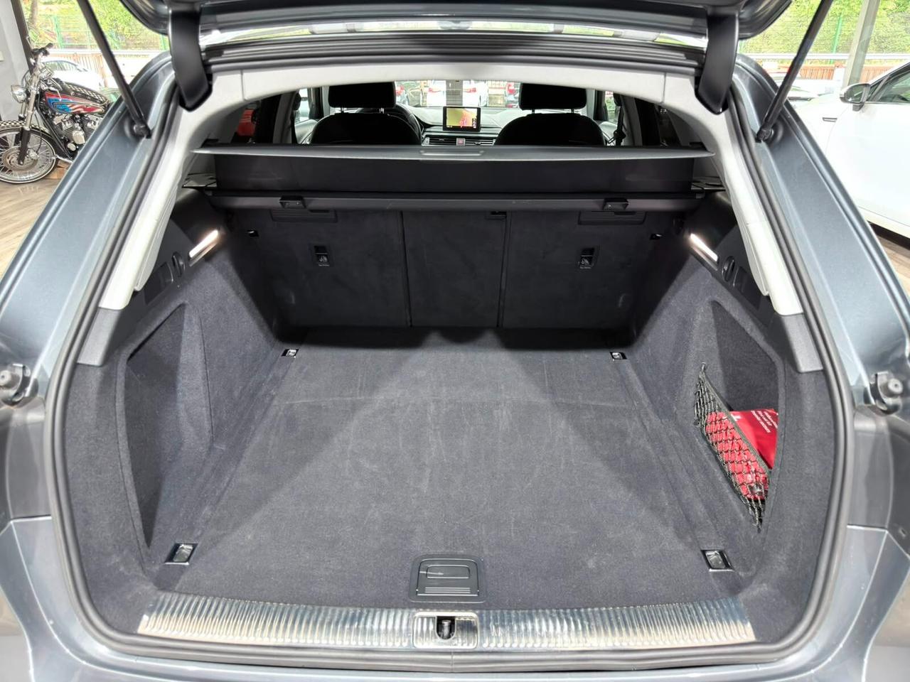 AUDI A4 AVANT 35 2.0 TDI 150CV S-TRONIC 2019