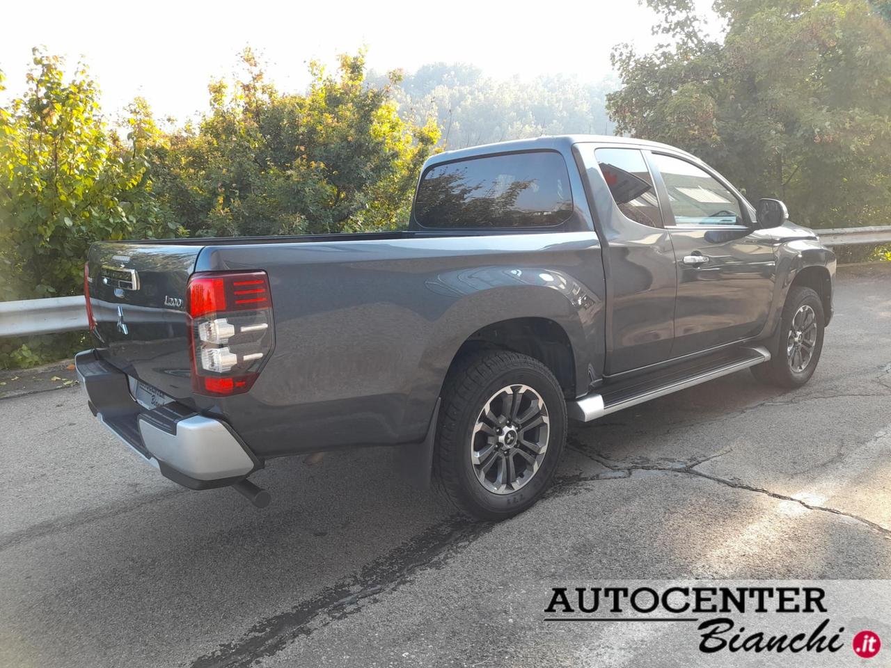 Mitsubishi L200 Club Cab L200 Club cab 2.3d Hurricane 4wd 150cv