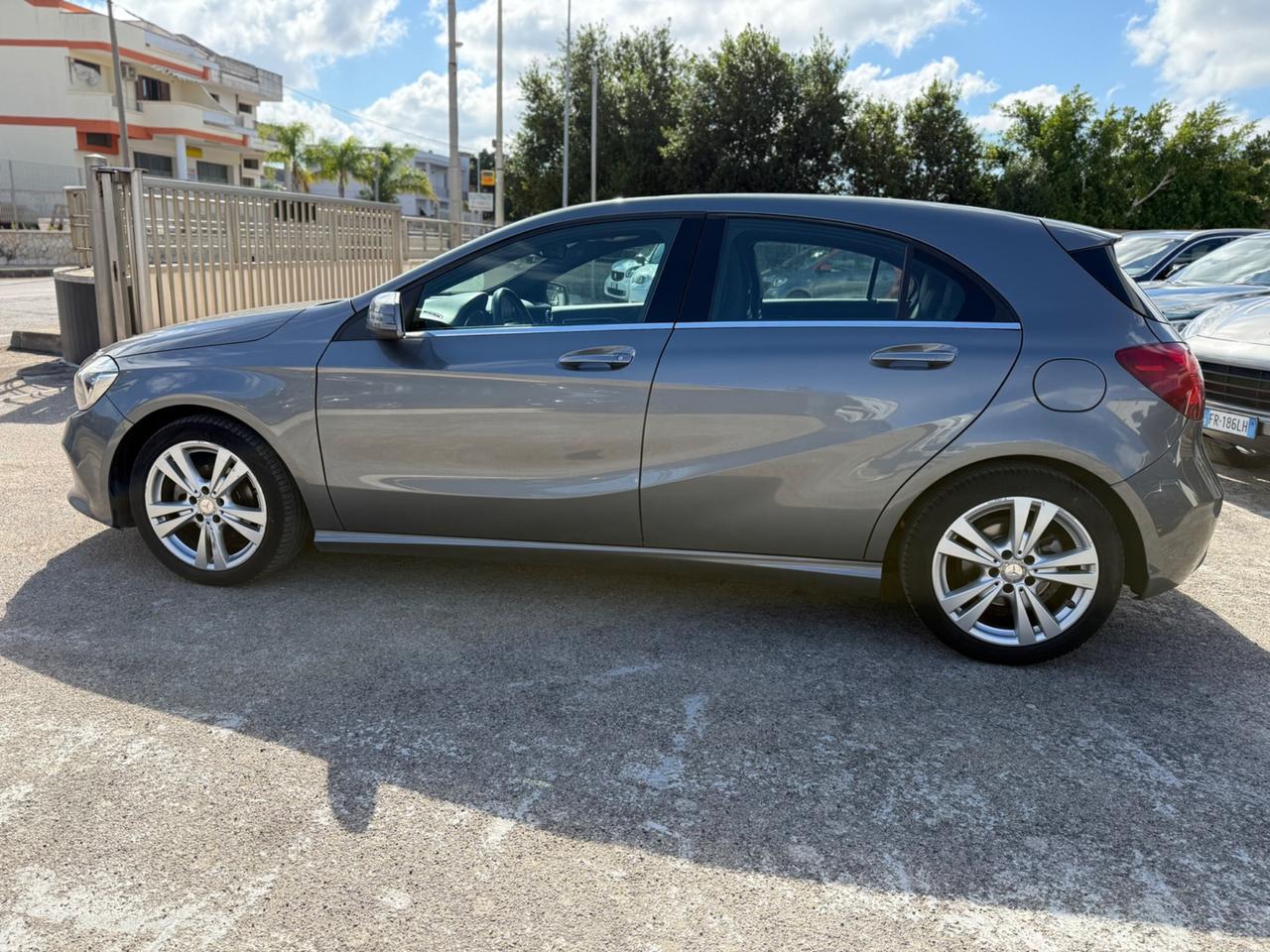 Mercedes-benz A 180 d Premium